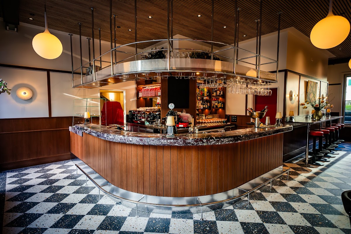 Café Maxmo interior