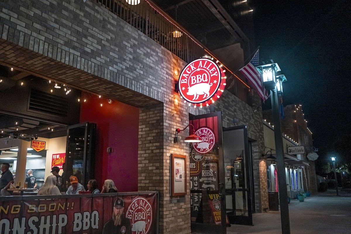 Back Alley BBQ interior