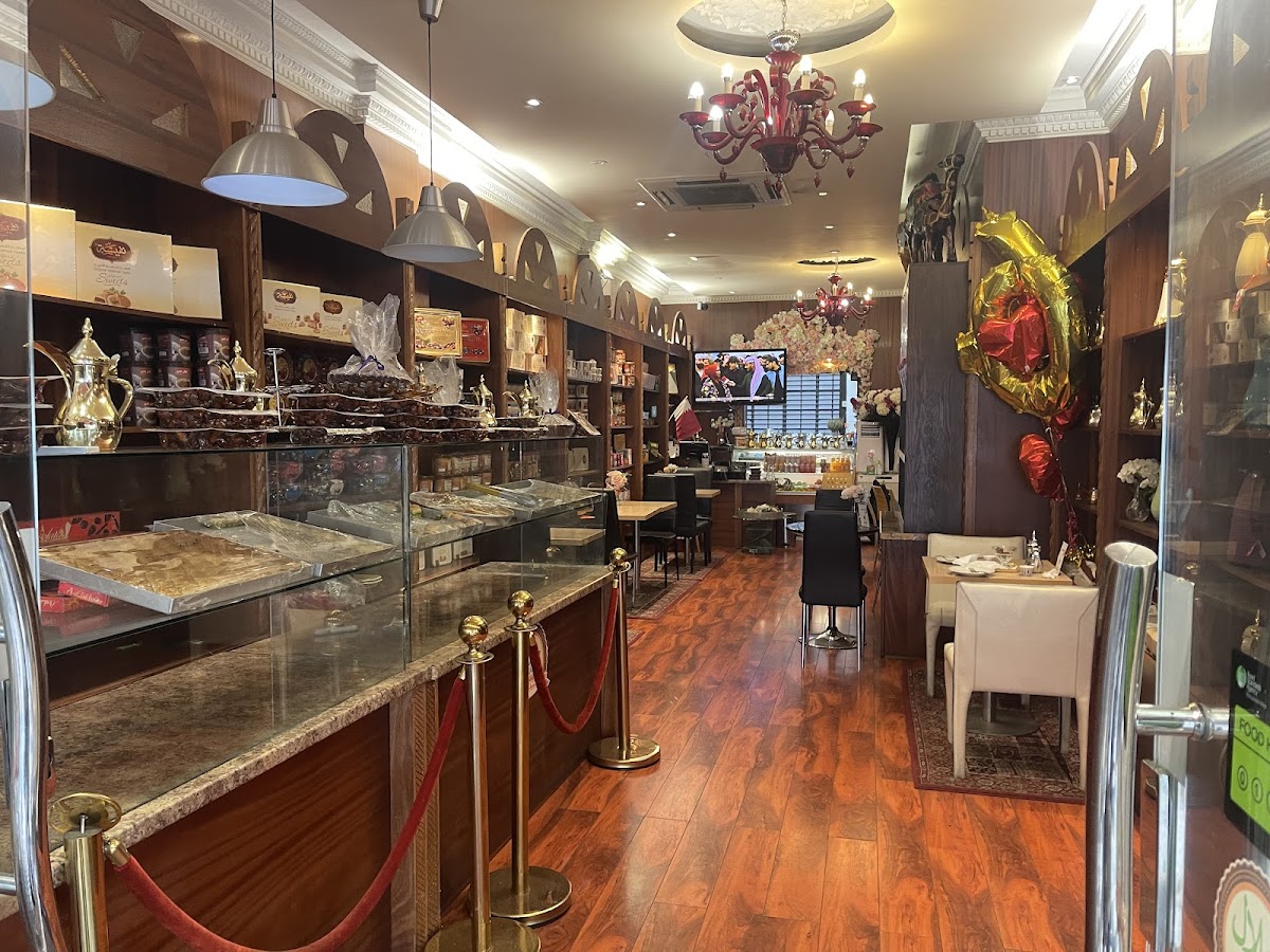 Nawras interior