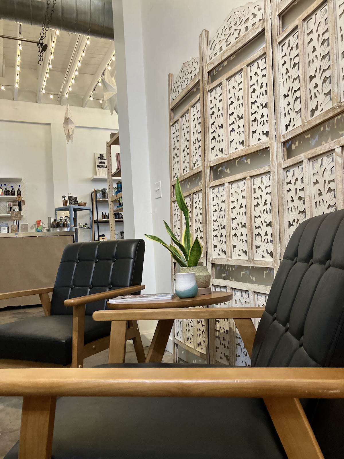 Sun Bear Specialty Coffee Roasters interior