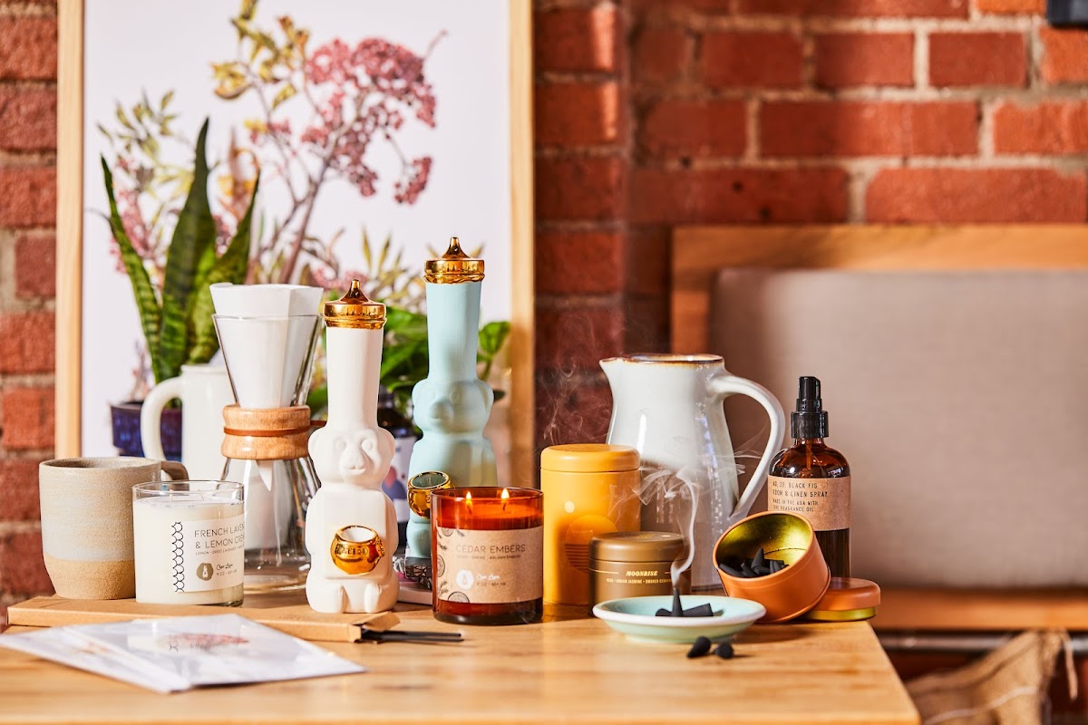 De Fer Coffee and Tea interior