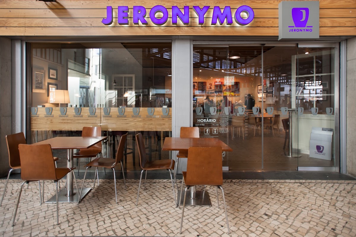 Jeronymo Cais do Sodre interior