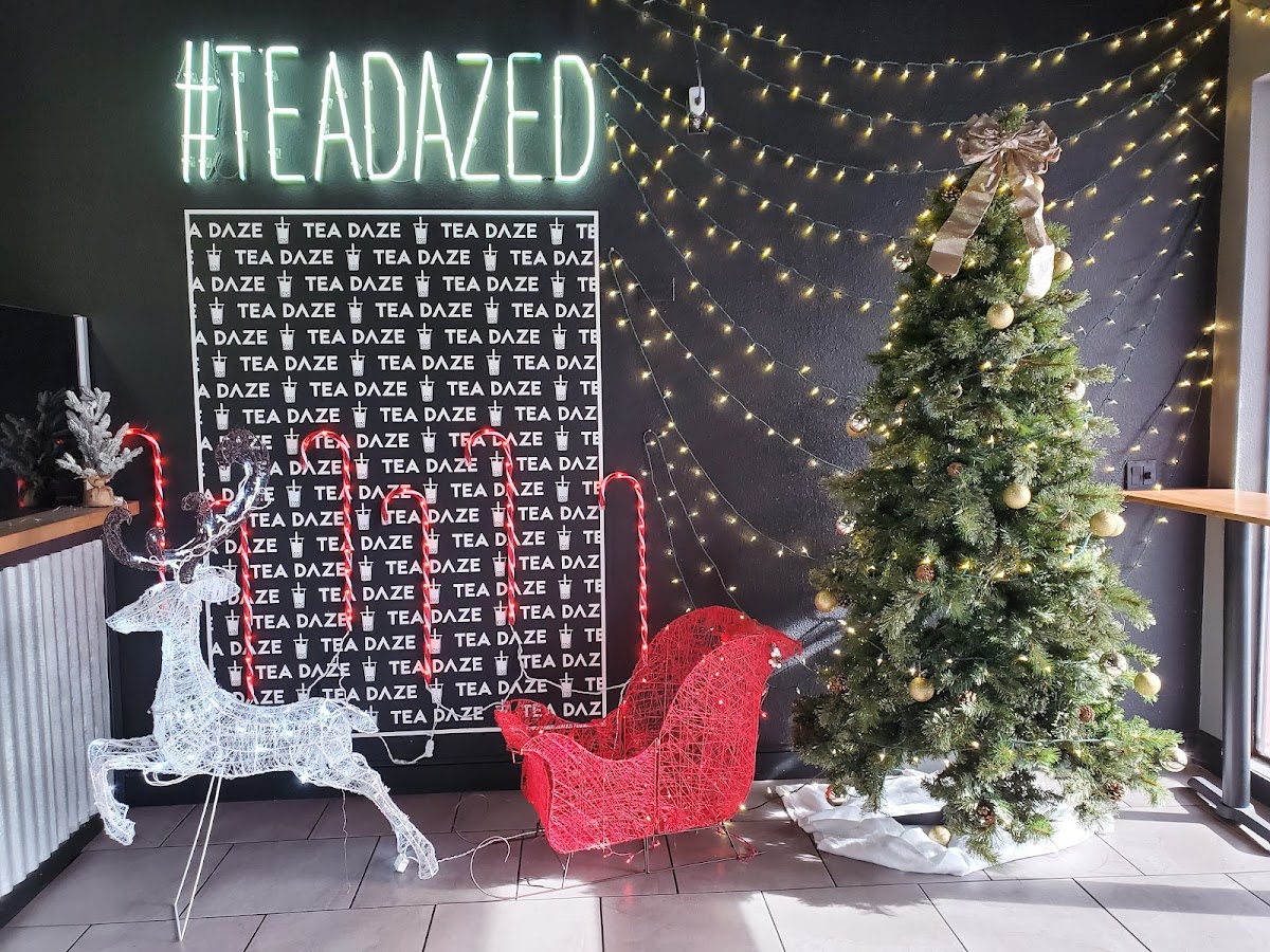 Tea Daze interior