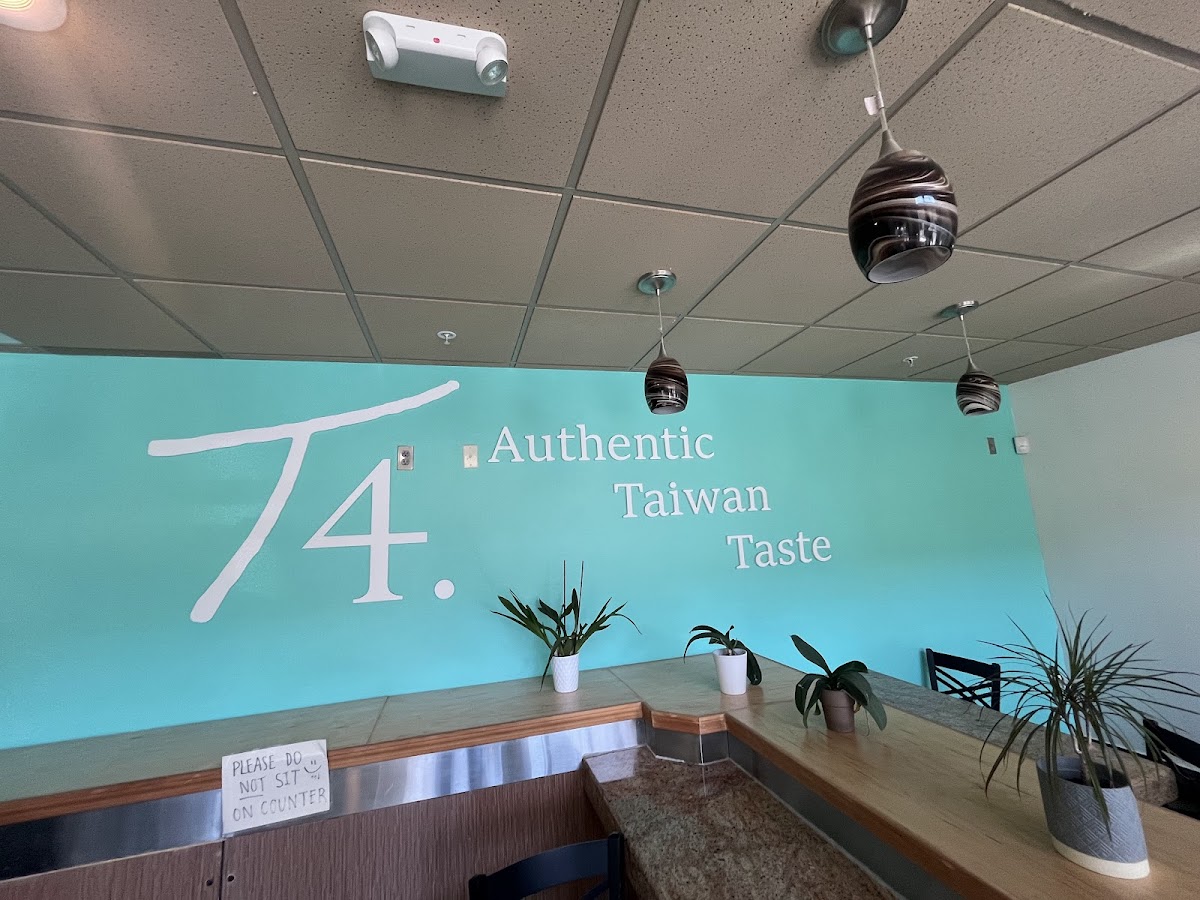 Photo of T4