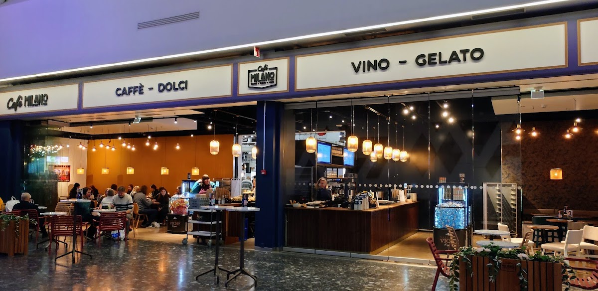 Cafe Milano interior