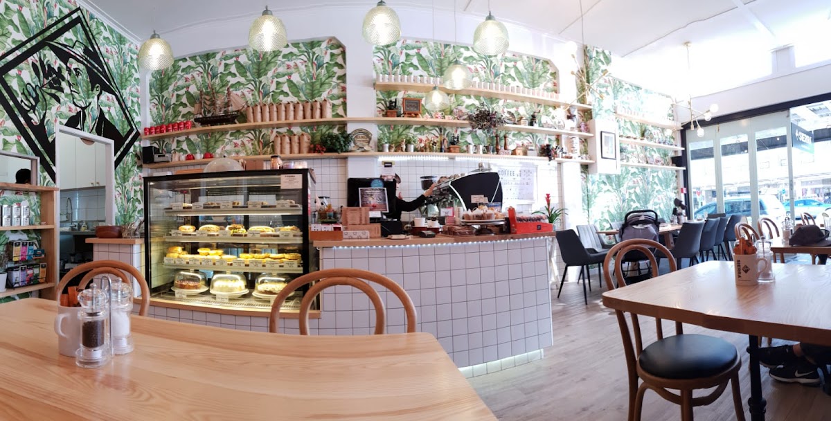 Sierra Café Devonport interior