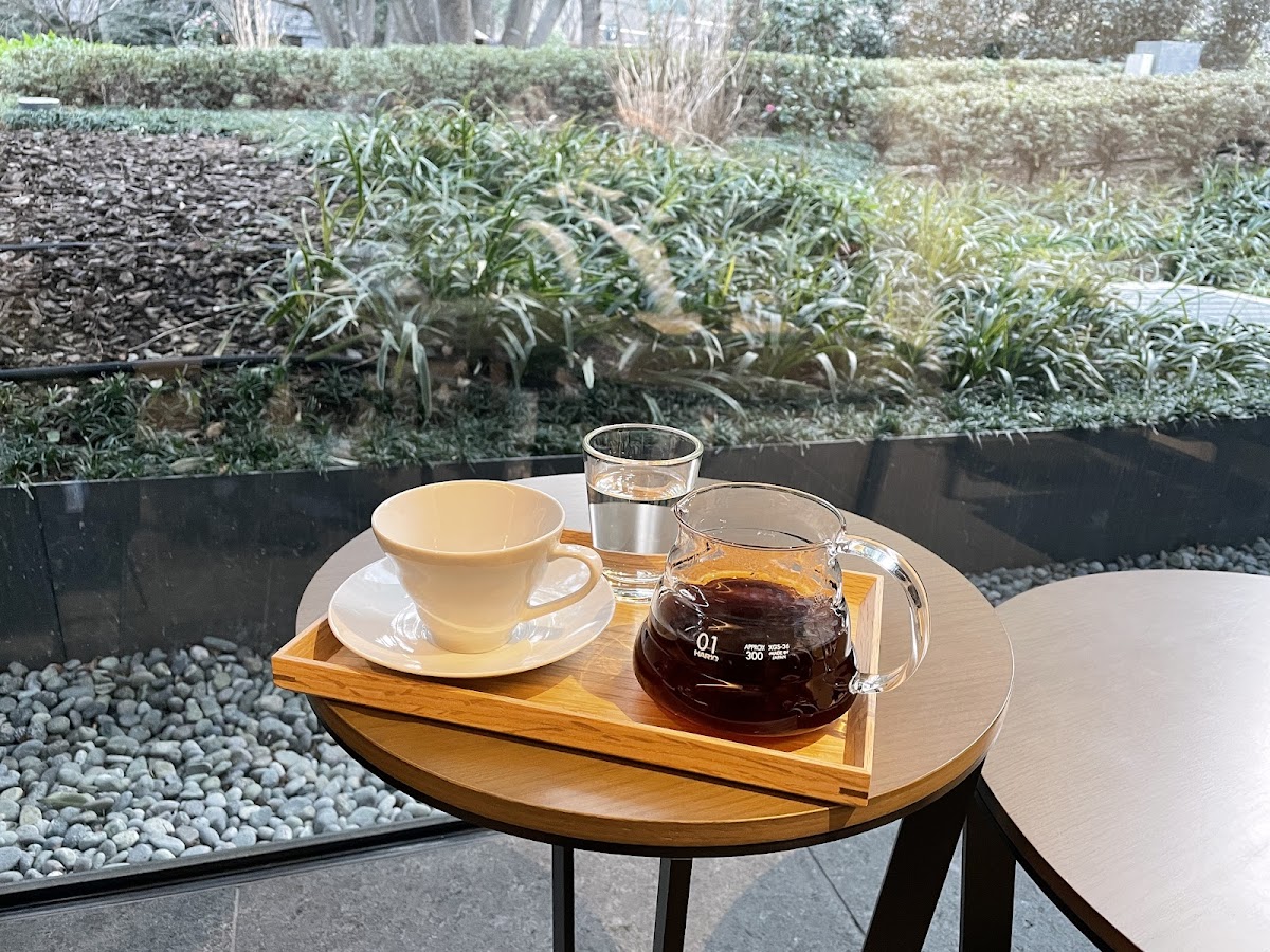 HARIO CAFE SEN-OKU HAKUKOKANMUSEUM TOKYO interior