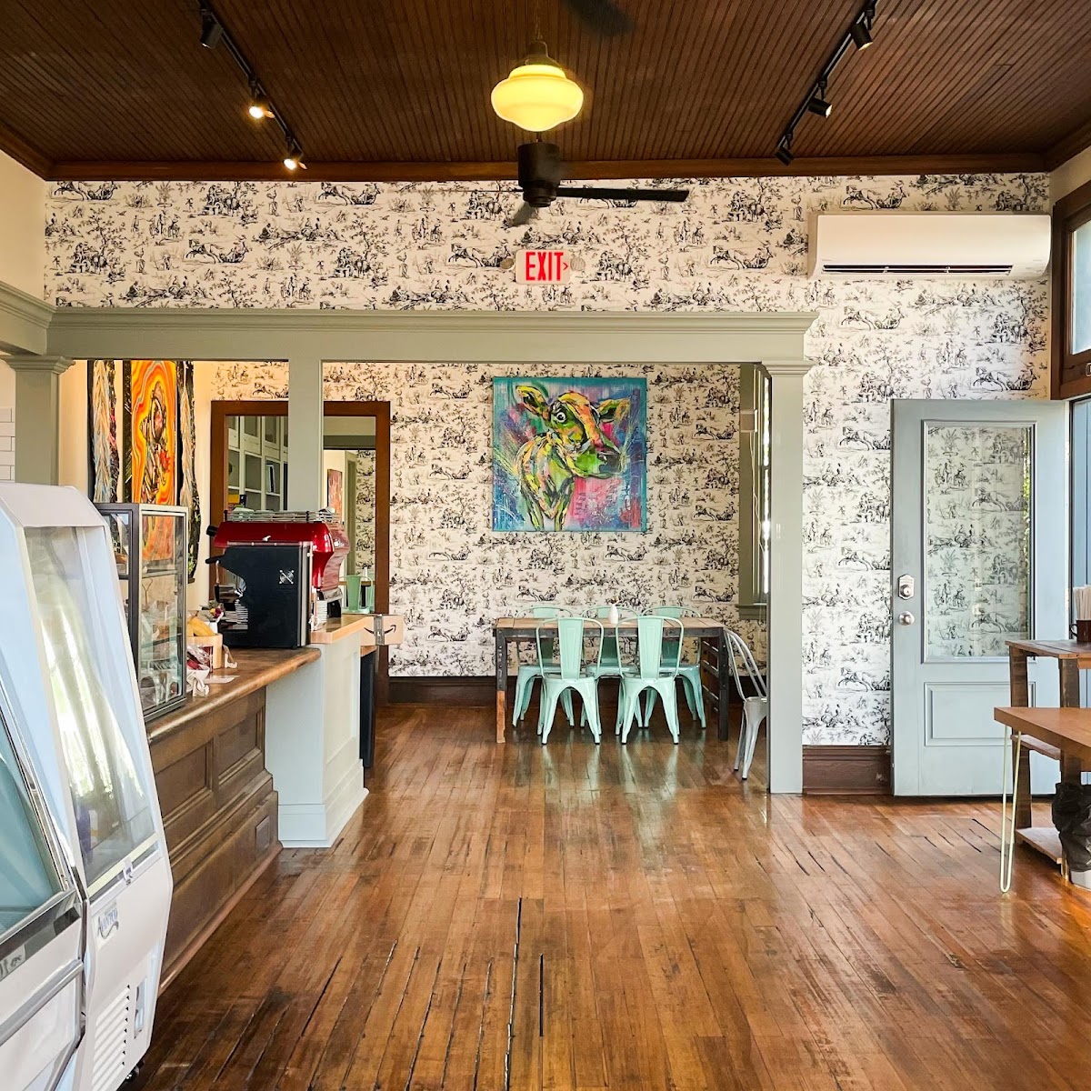 De Fer Coffee and Tea interior