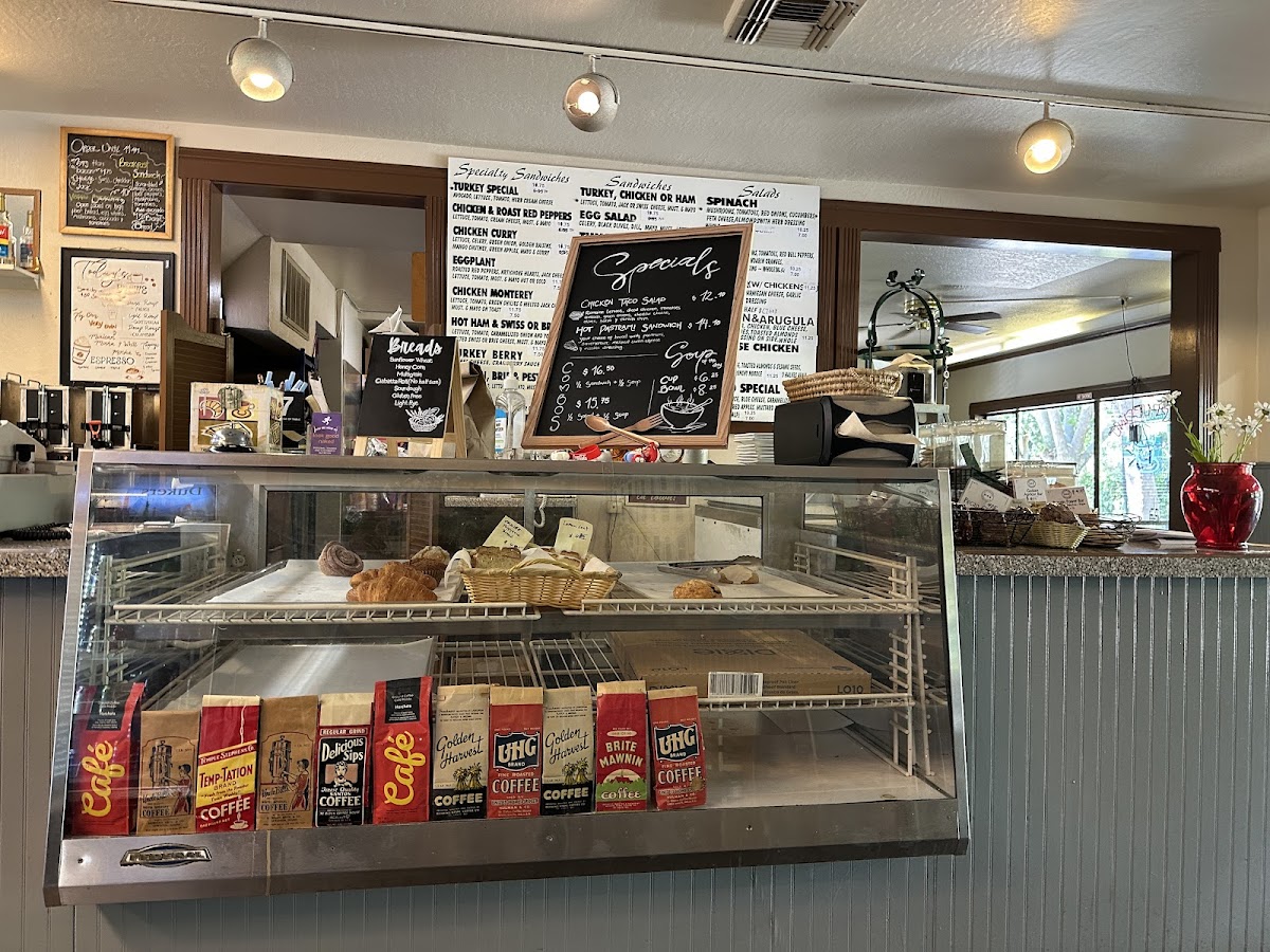Geppetto's Café interior