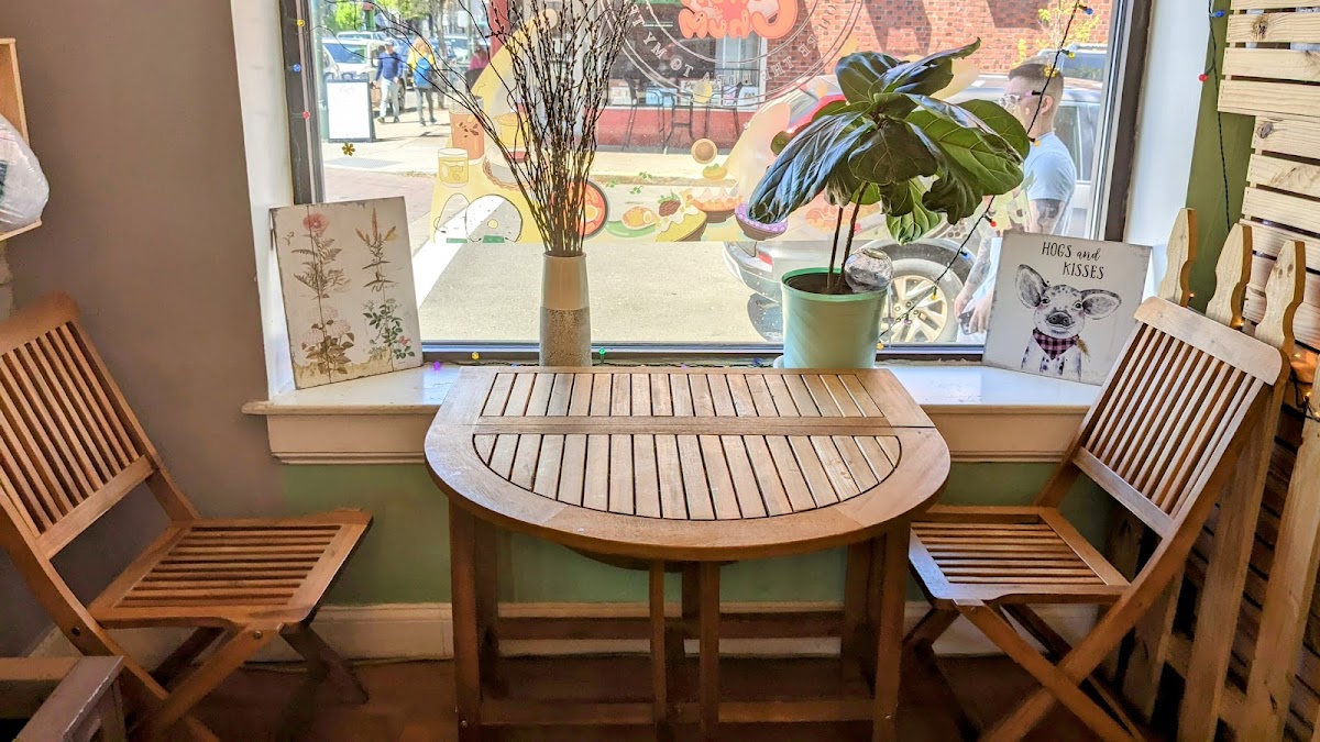 Chumchum Onigiri interior