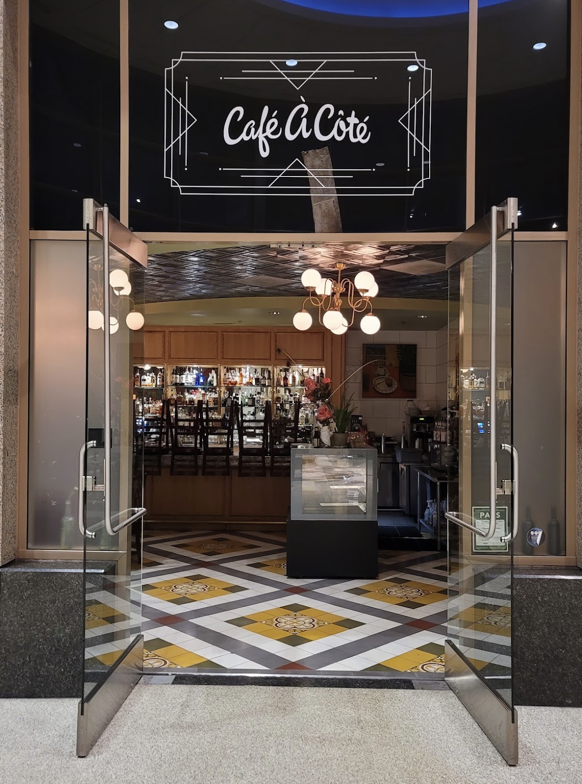 Cafe A Cote interior