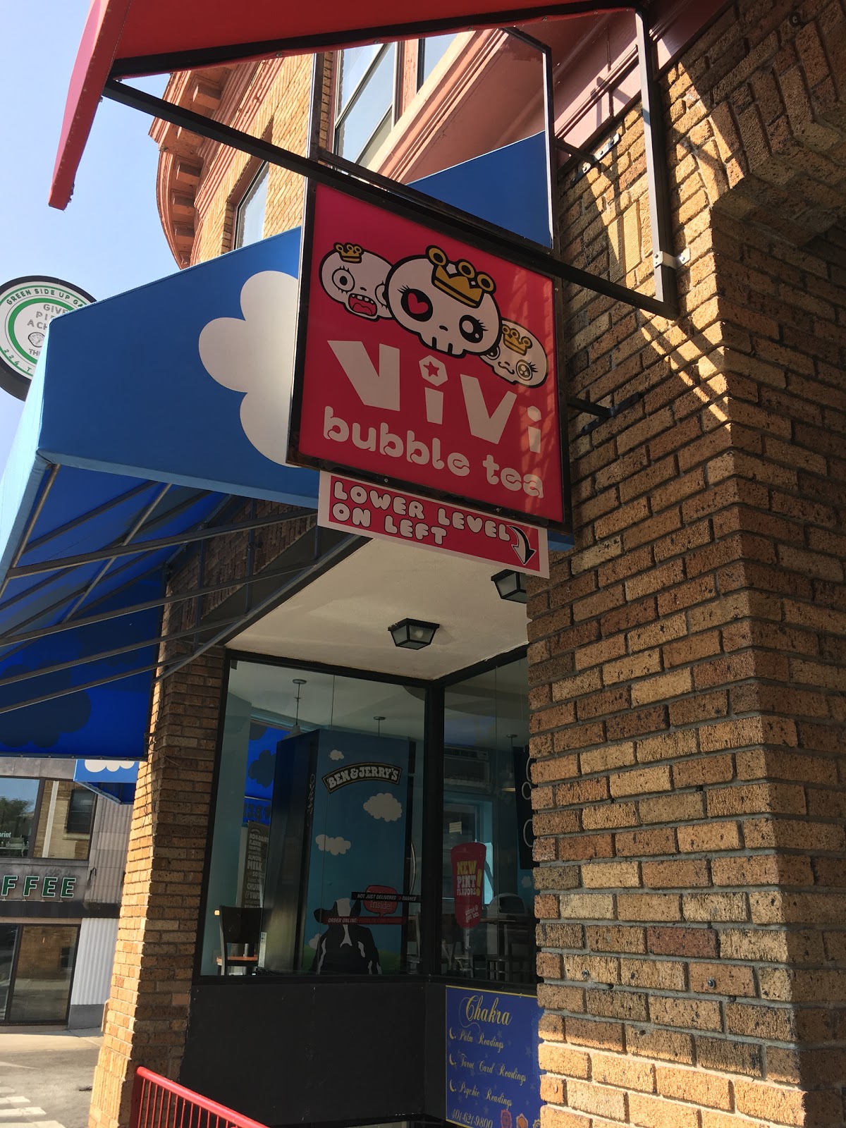 Vivi Bubble Tea interior