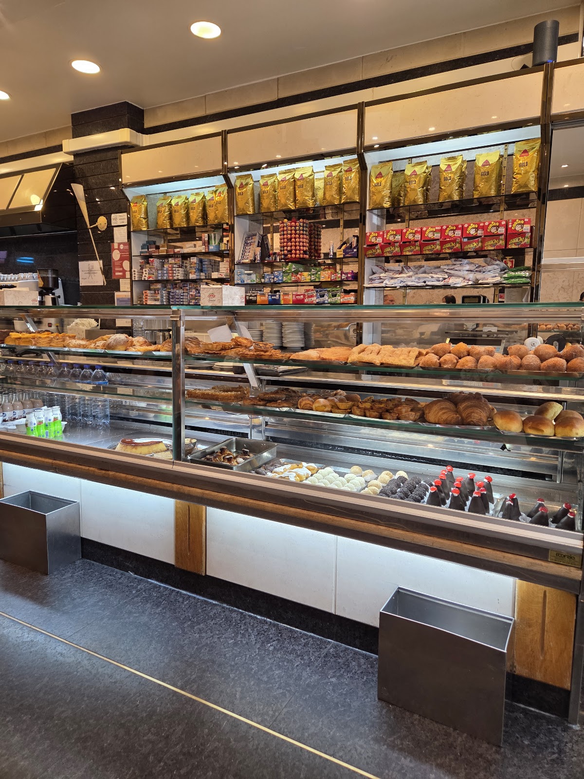 Mujique interior