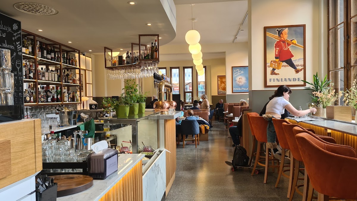 Cafe Eliel interior
