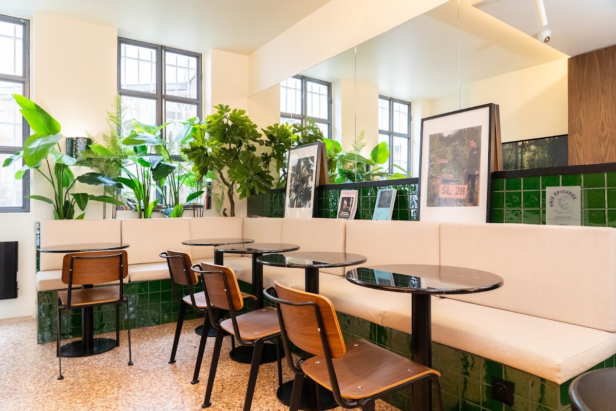 Terres de Café Batignolles interior