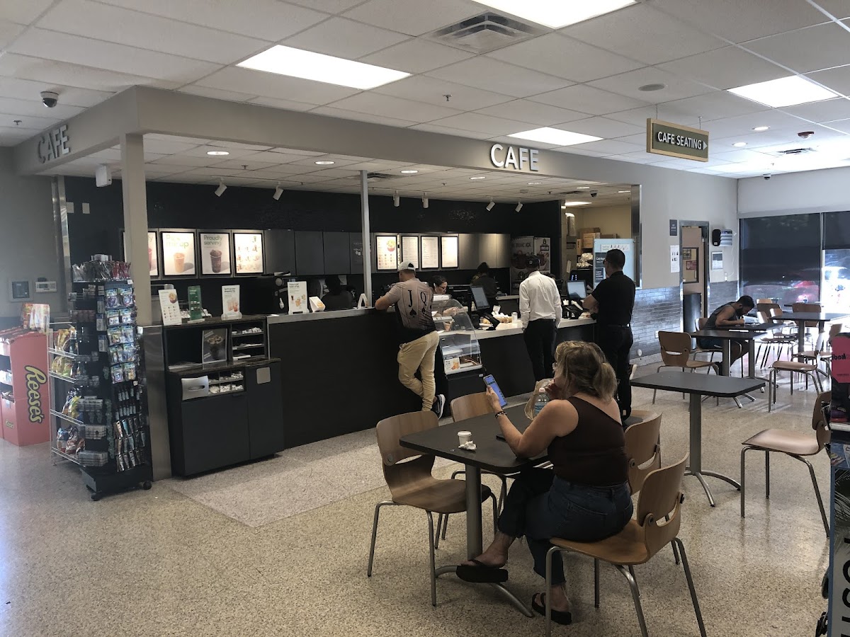 Publix Cafe interior
