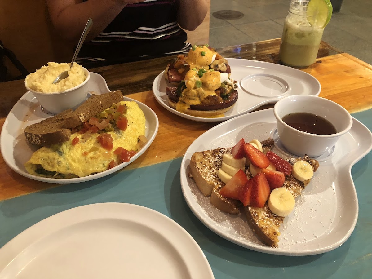 Photo of Two Chicks Café