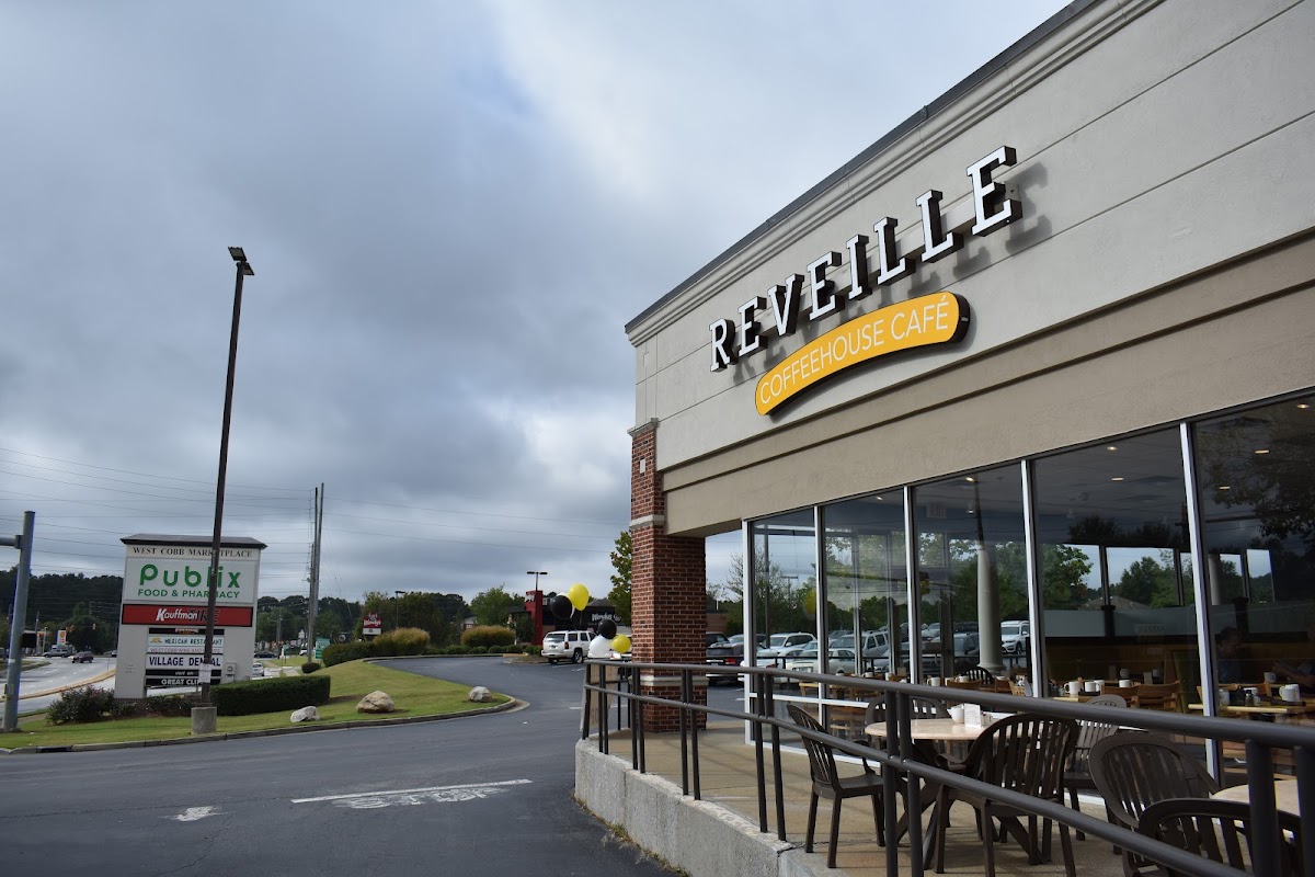 Reveille Cafe West Cobb interior