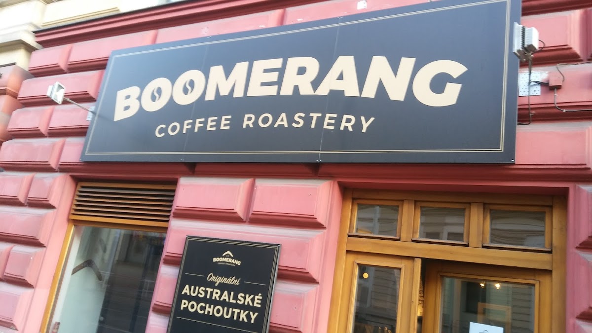 Boomerang coffee interior