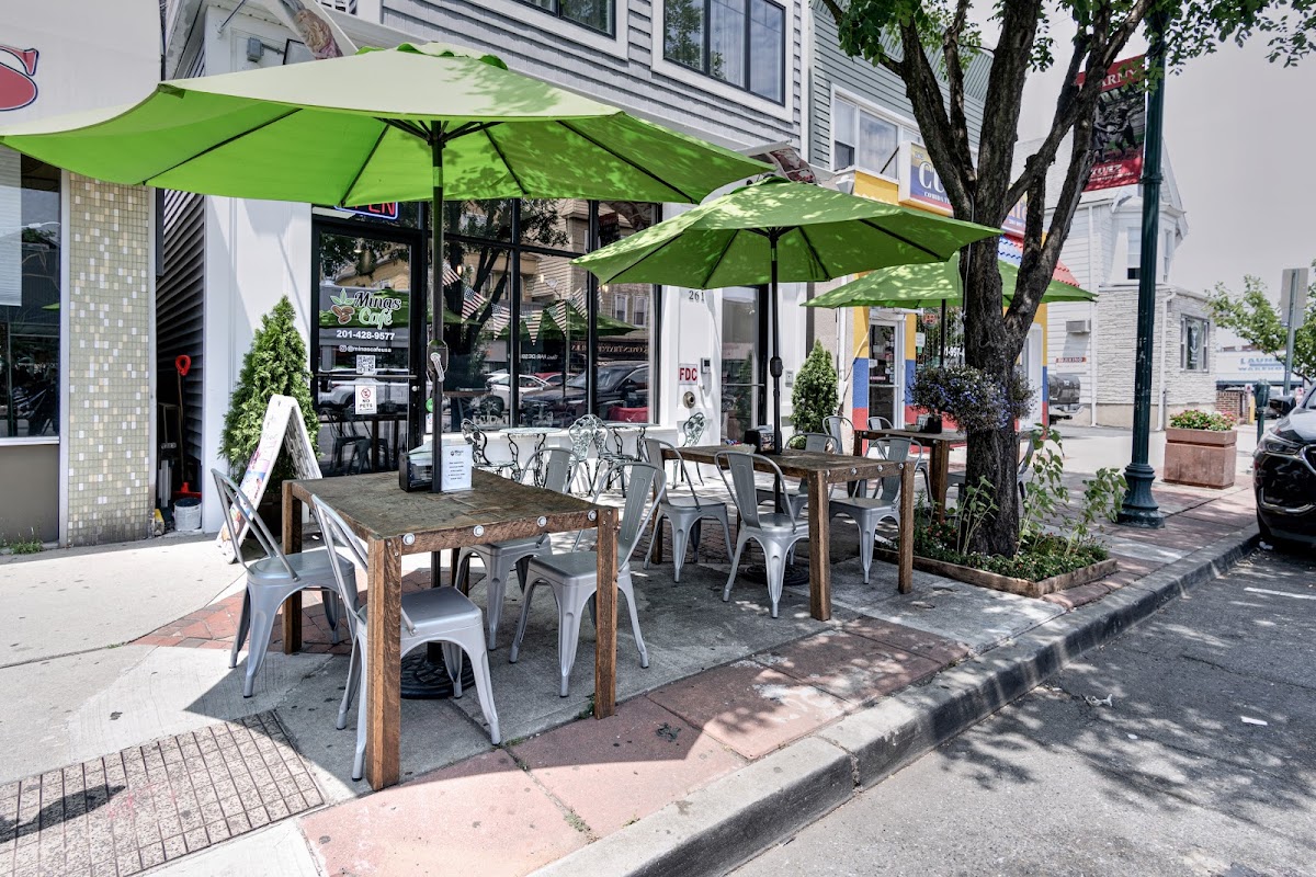 Minas Cafe and Bakery interior