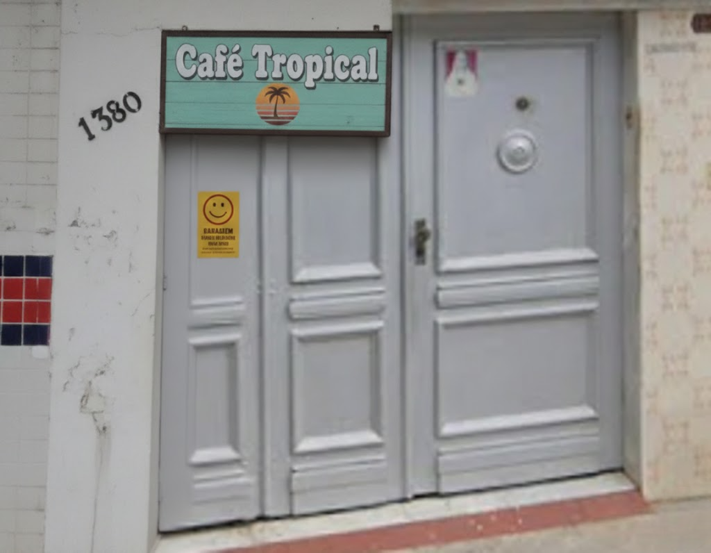 Café Tropical interior