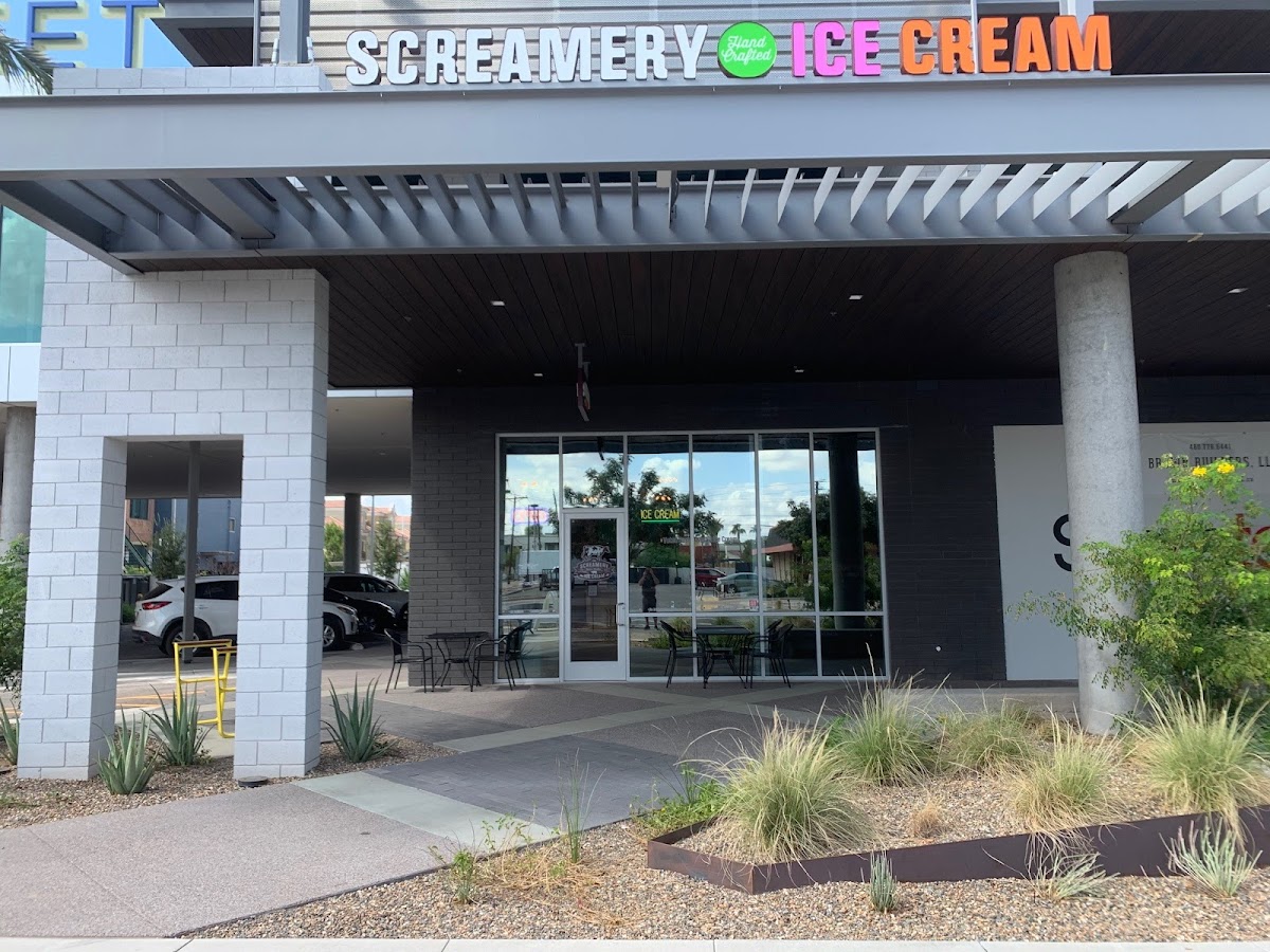The Screamery (Chandler Location) interior