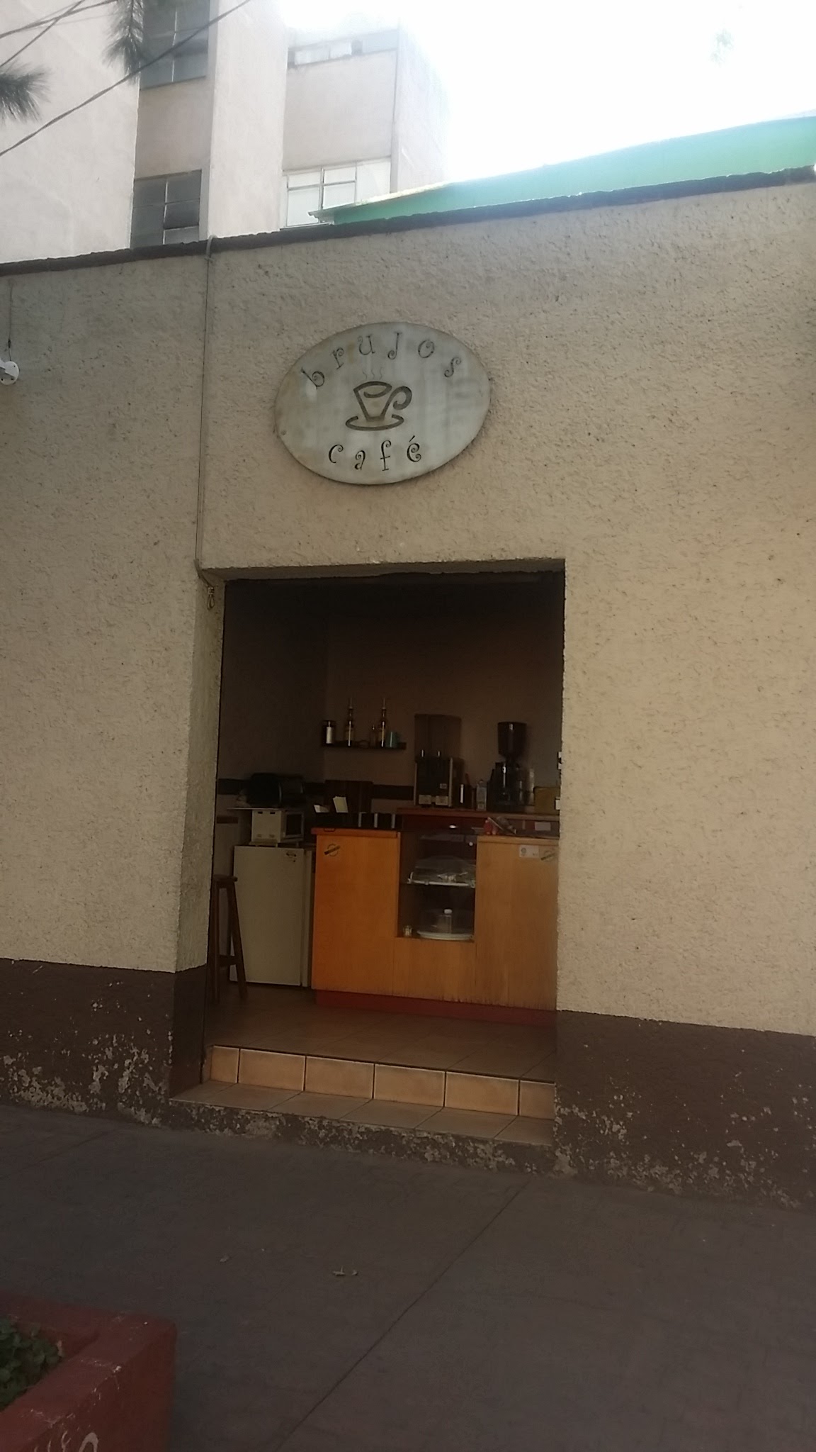 brujos Café interior