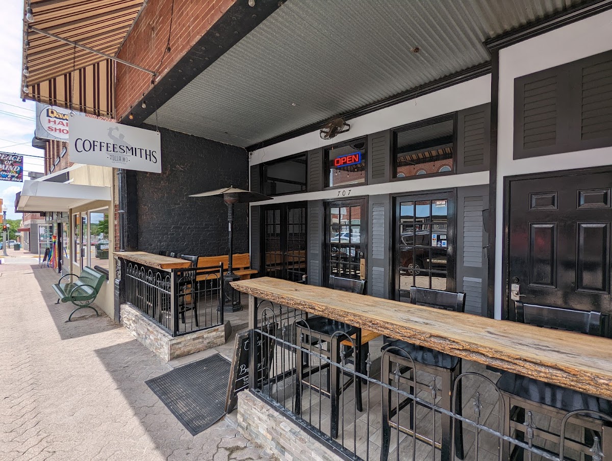 Coffeesmiths interior