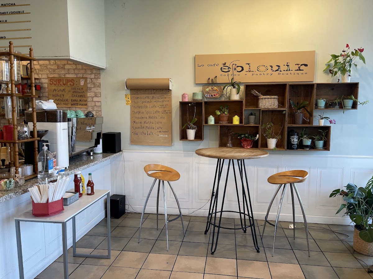 Photo of Le cafe eblouir