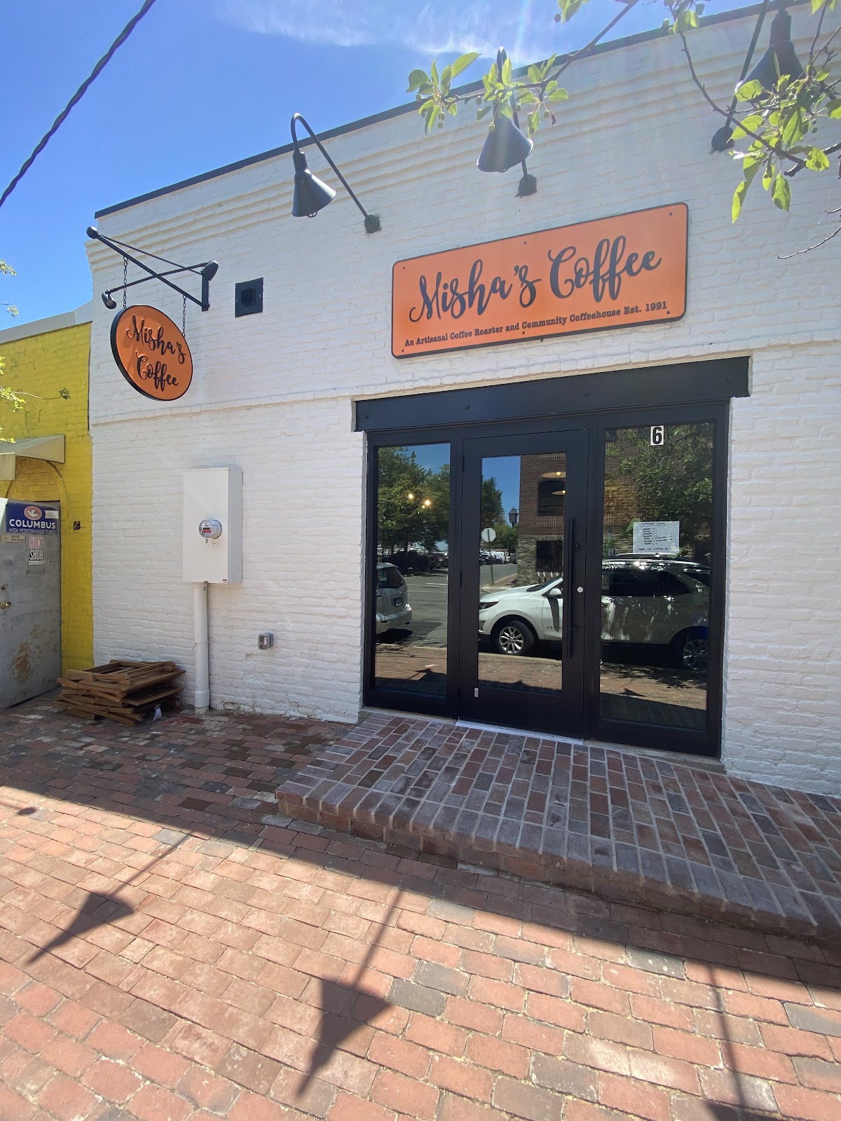 Misha’s Coffee interior