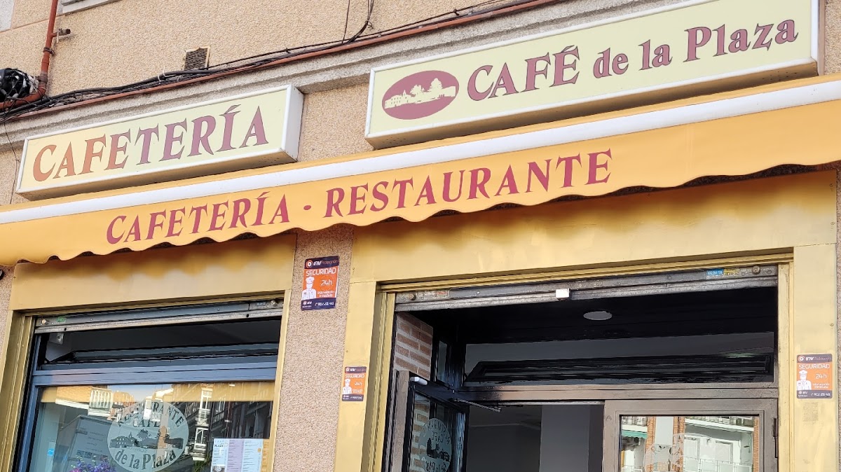Café de la plaza interior