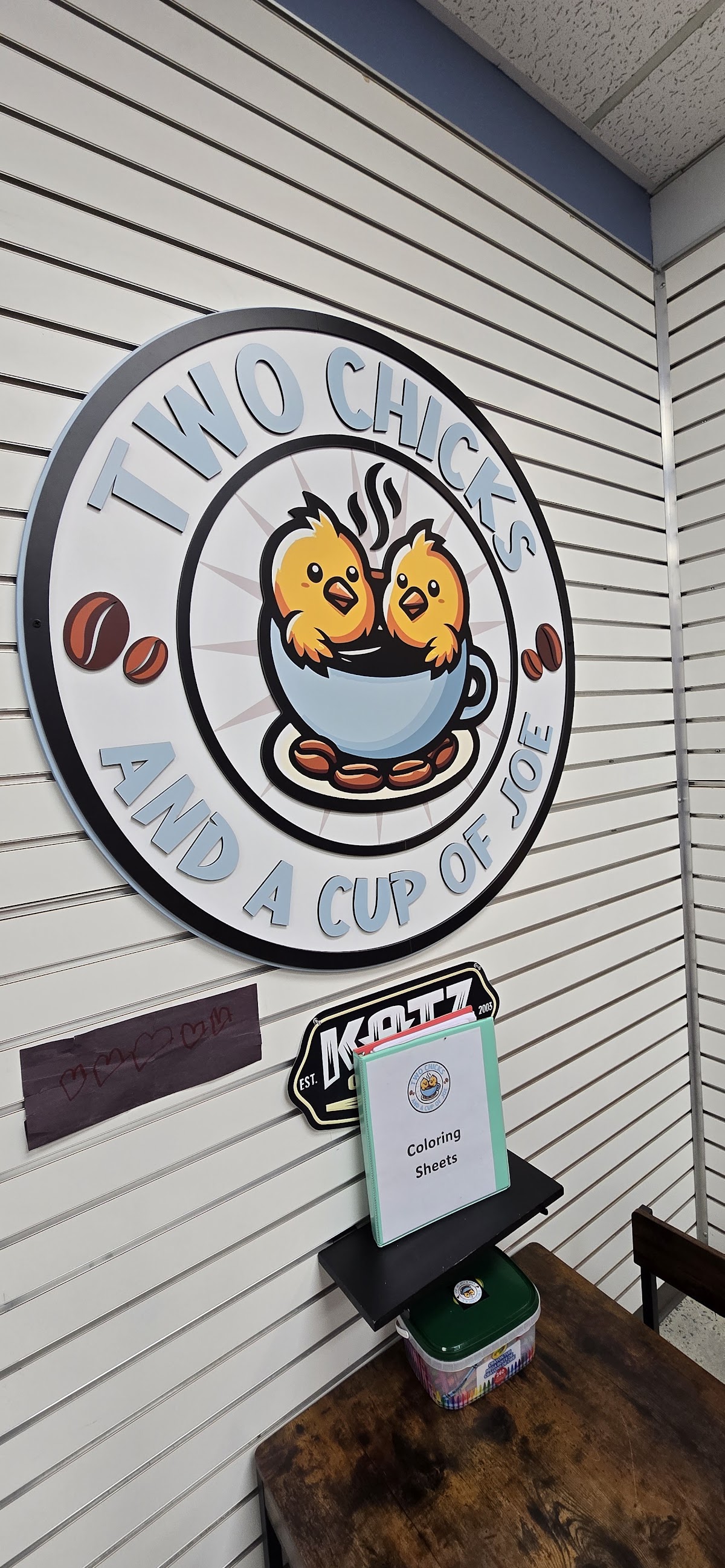 Two Chicks And A Cup Of Joe interior
