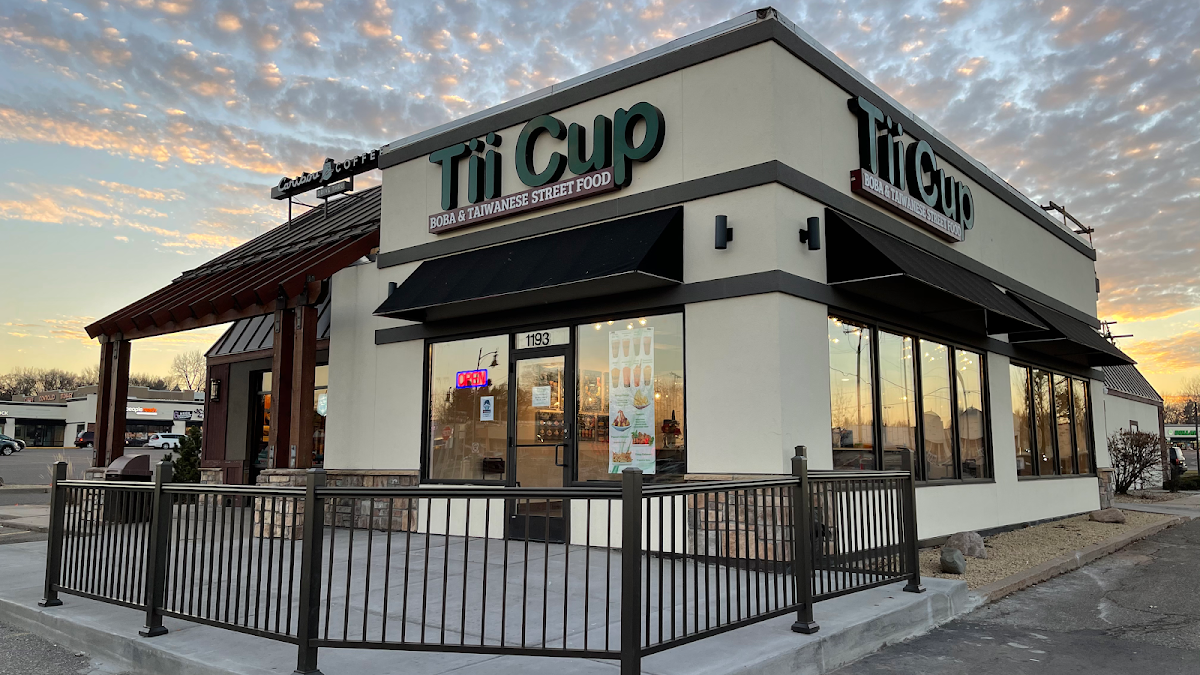 Tii Cup interior
