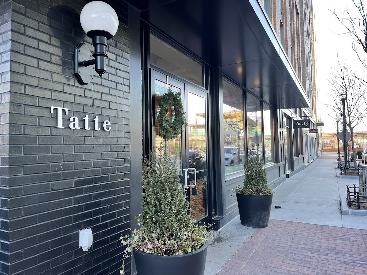 Tatte Bakery and Cafe interior