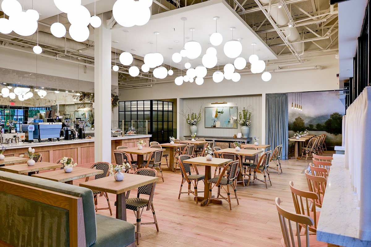 Mend Coffee & Goods interior
