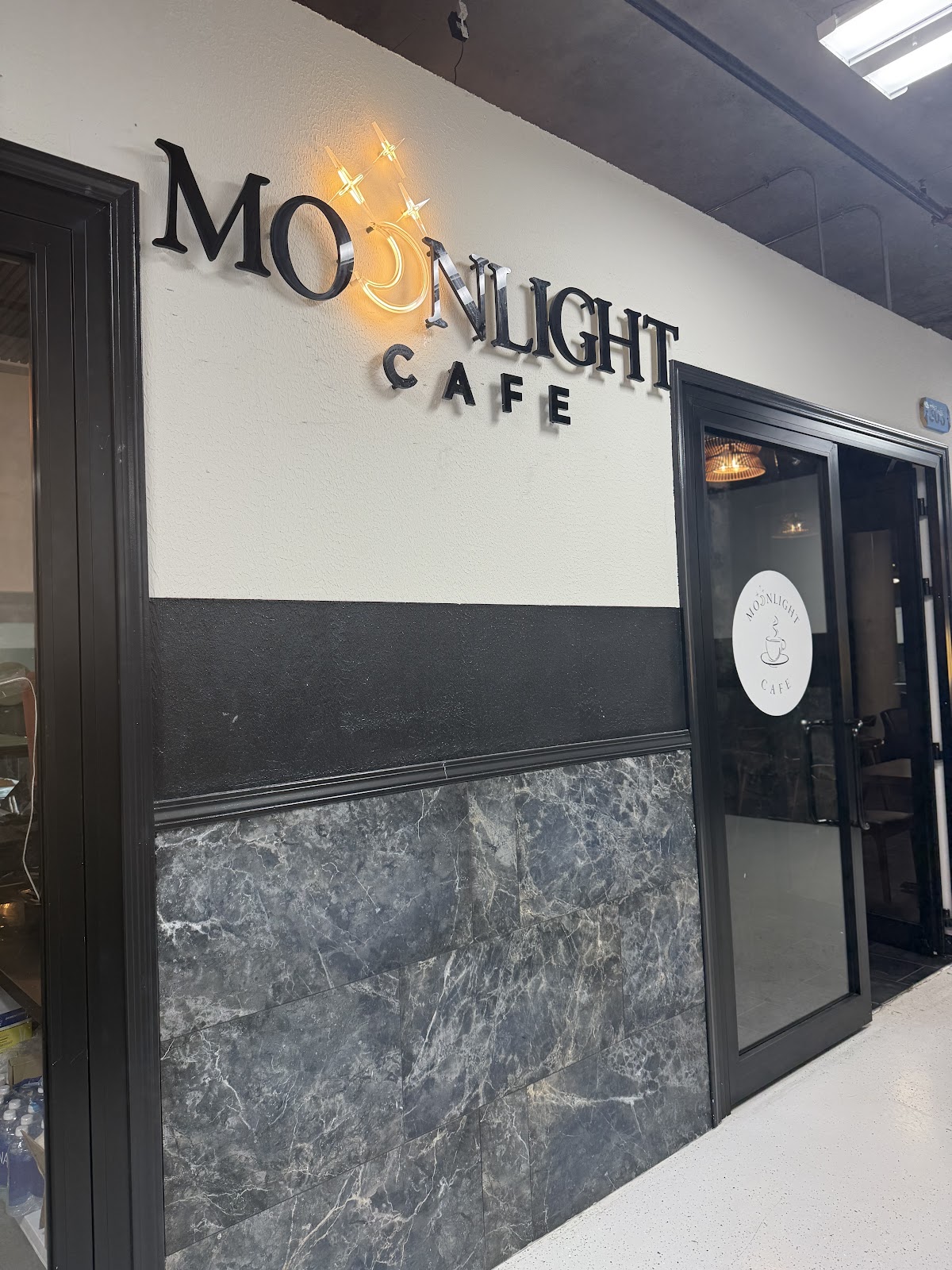 Moonlight Cafe interior