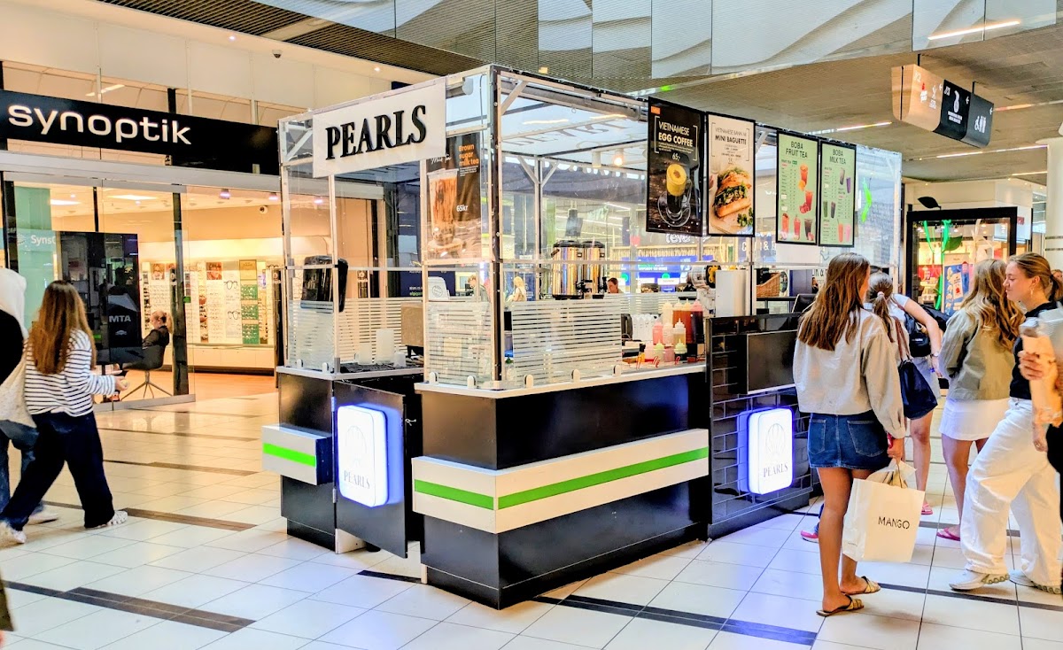 Pearls interior