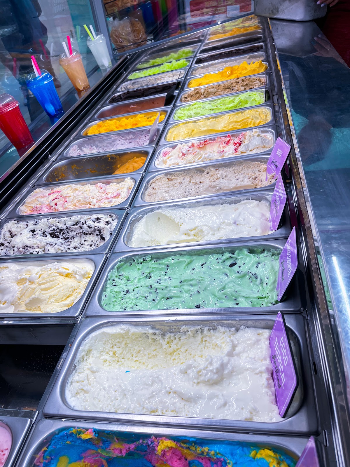 Suriland Ice Cream Shop interior
