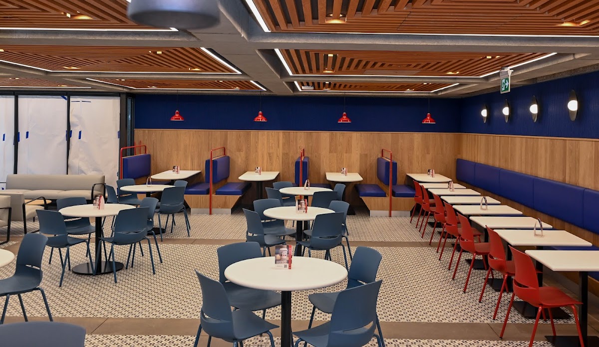 Cafe Ami interior