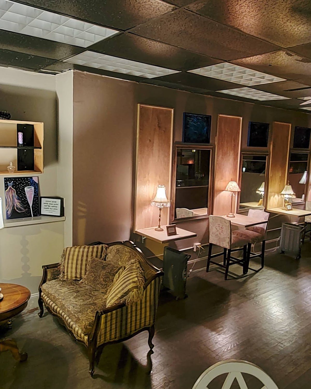 Box Cafe interior