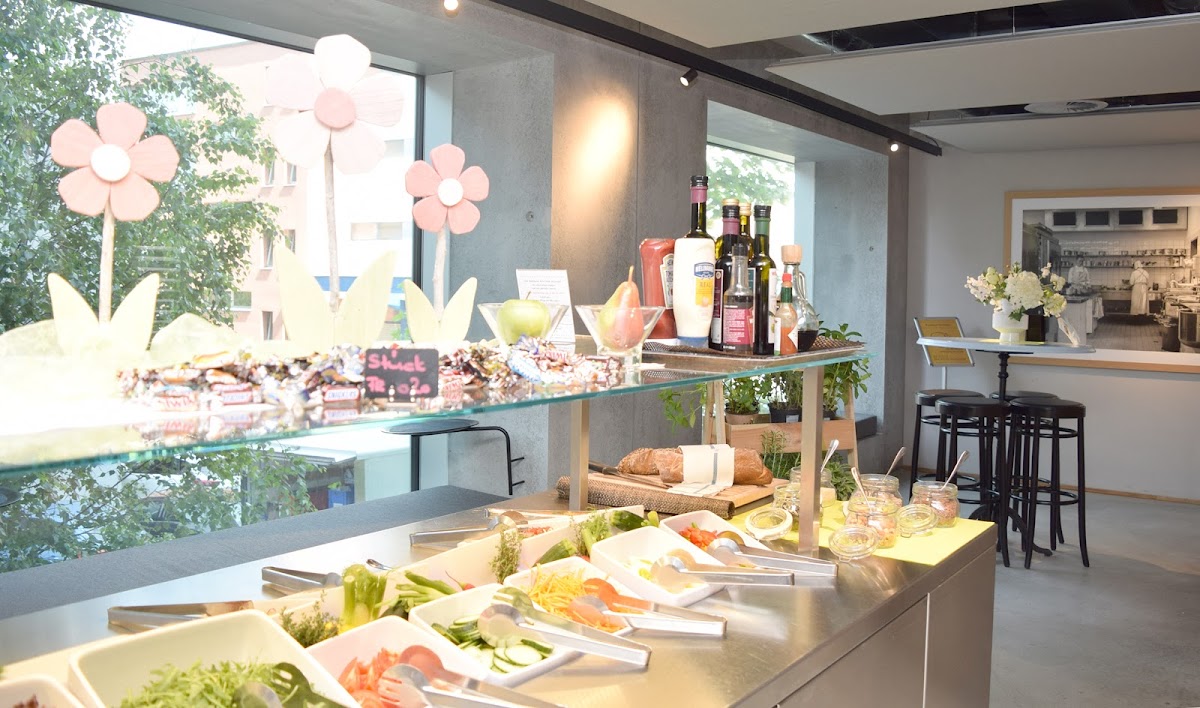 Intermezzo Buffet and Takeout interior