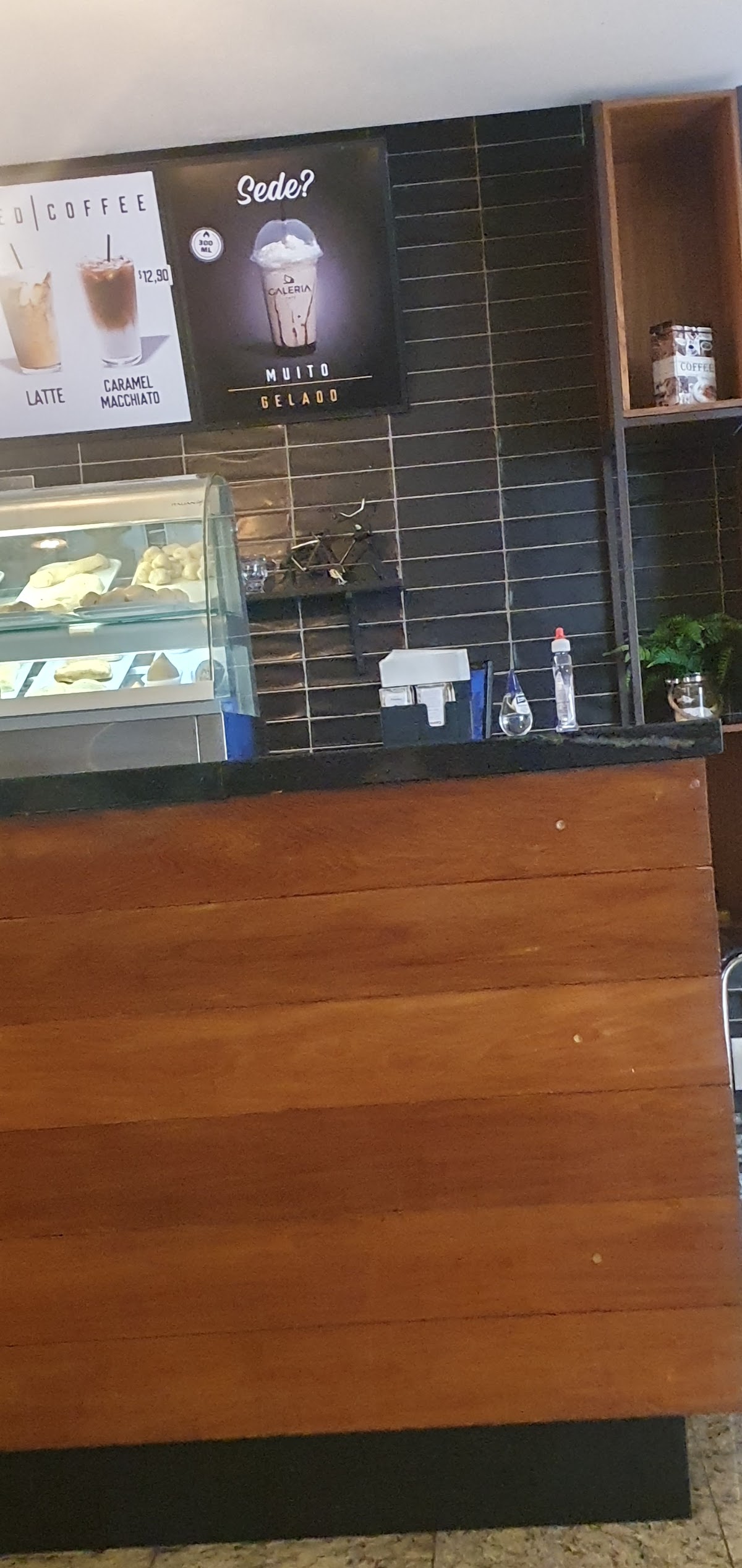 Galeria Café Memorial do Carmo interior