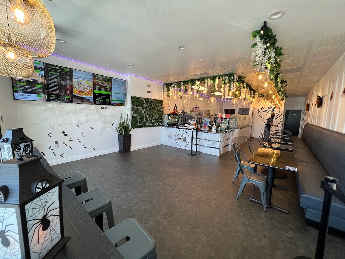 Simple Boba & Tea interior