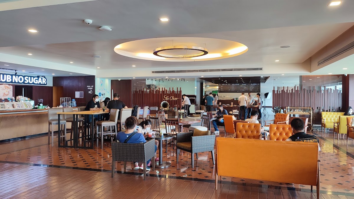 Club No Sugar interior
