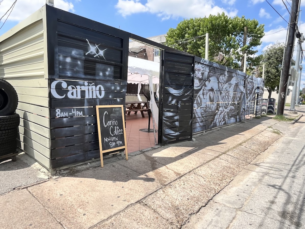 Cariño Coffee interior
