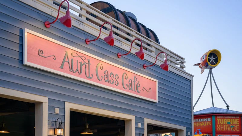 Aunt Cass Cafe interior