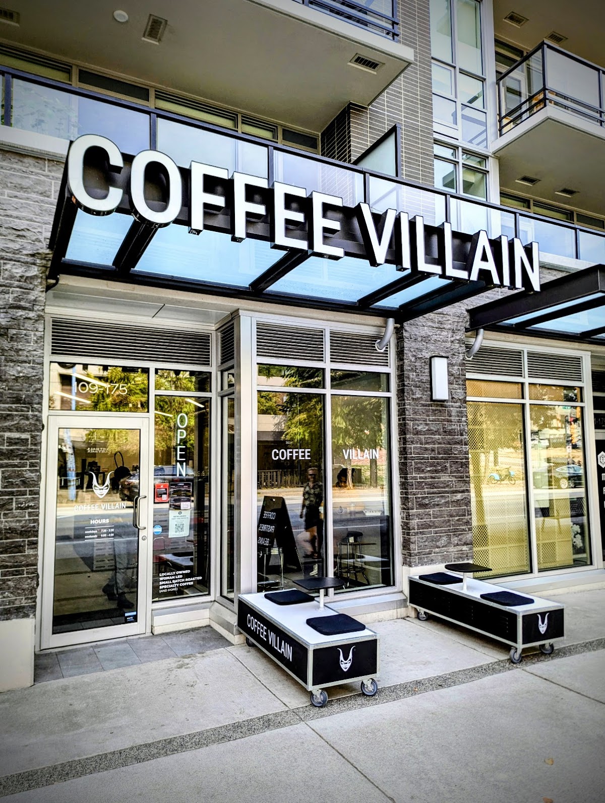 Coffee Villain interior