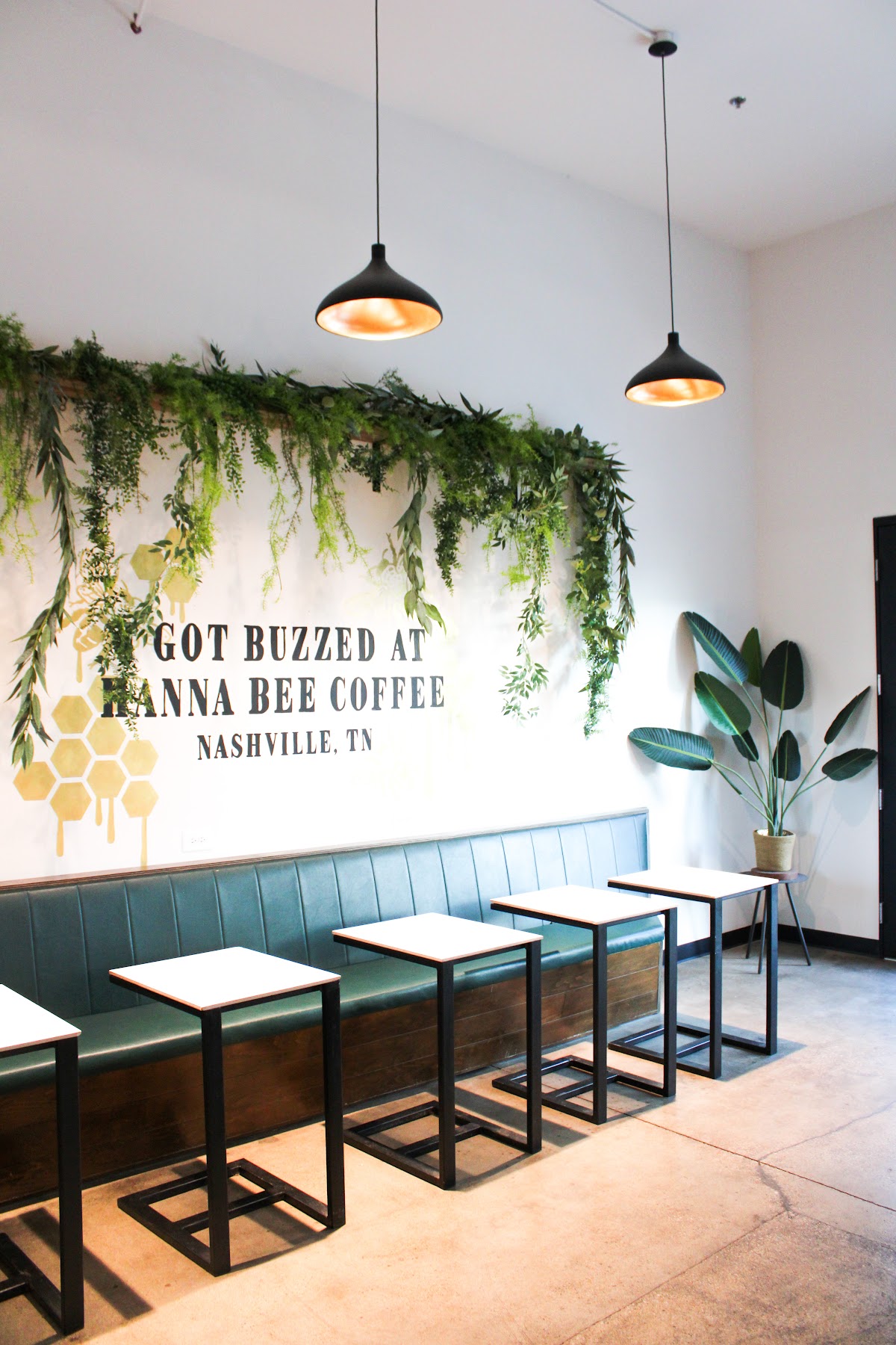 Hanna Bee Coffee interior