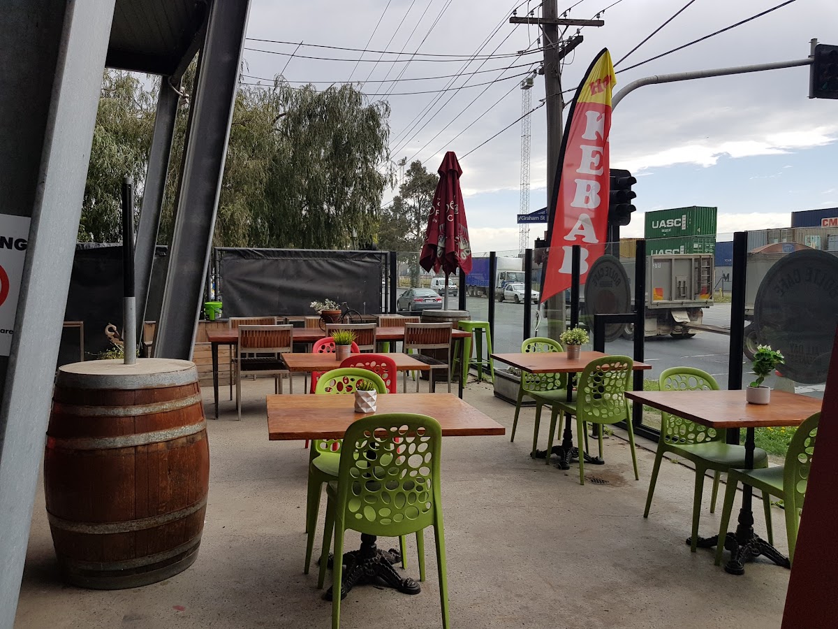 Bolte Cafe and Kebab interior