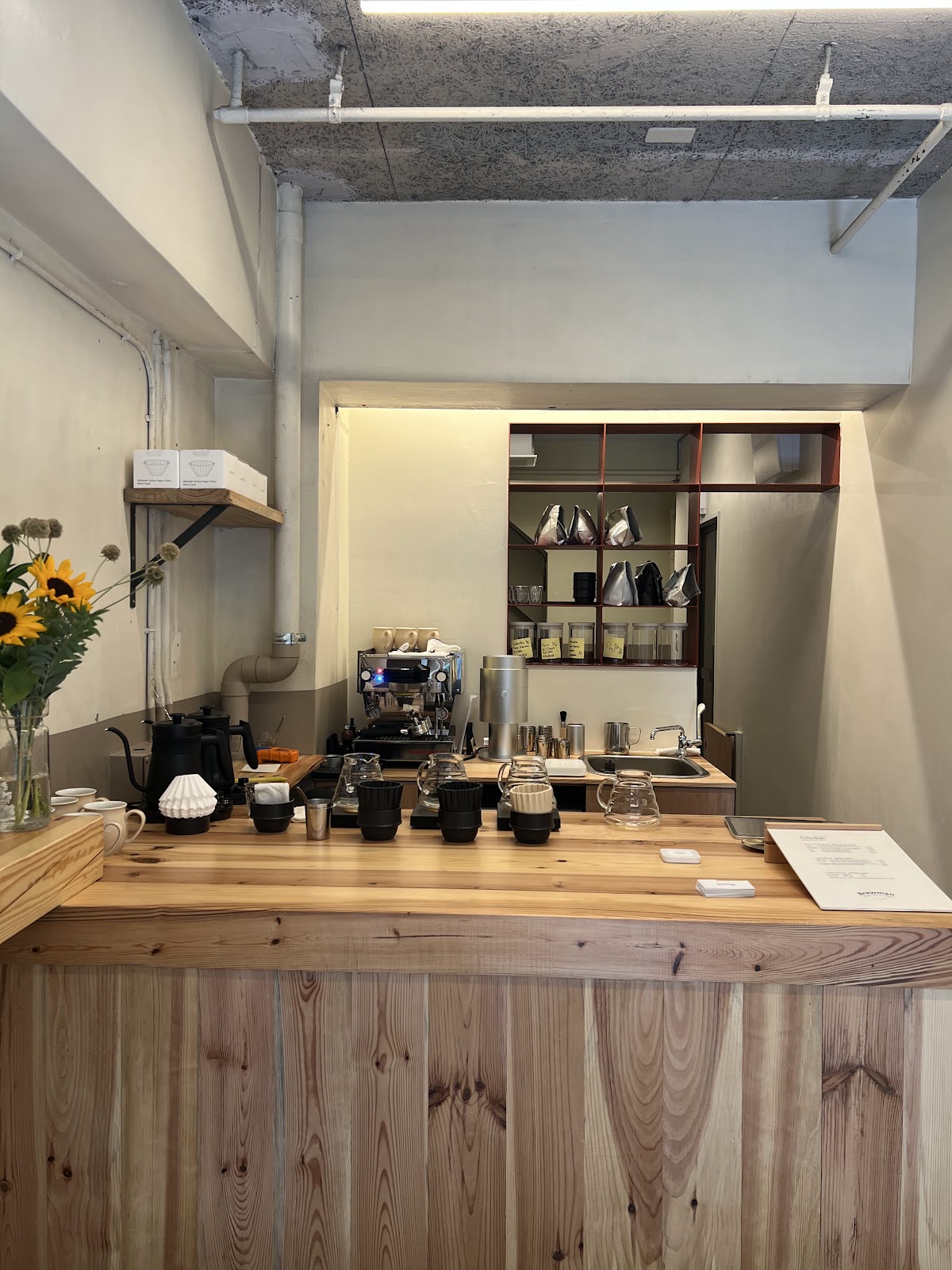 Brewman Tokyo - GINZA interior